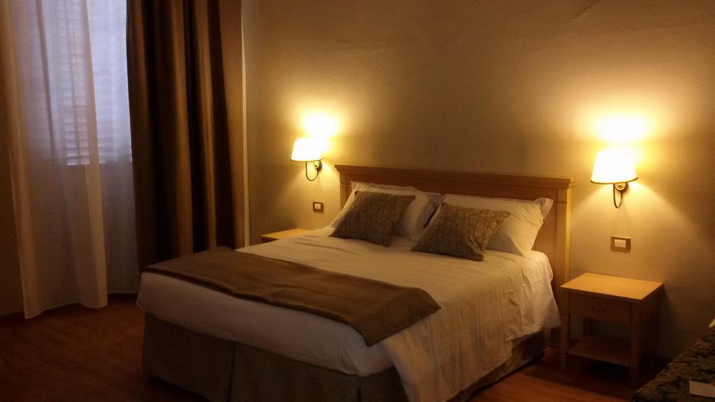 Hhb Hotel Firenze Eksteriør billede