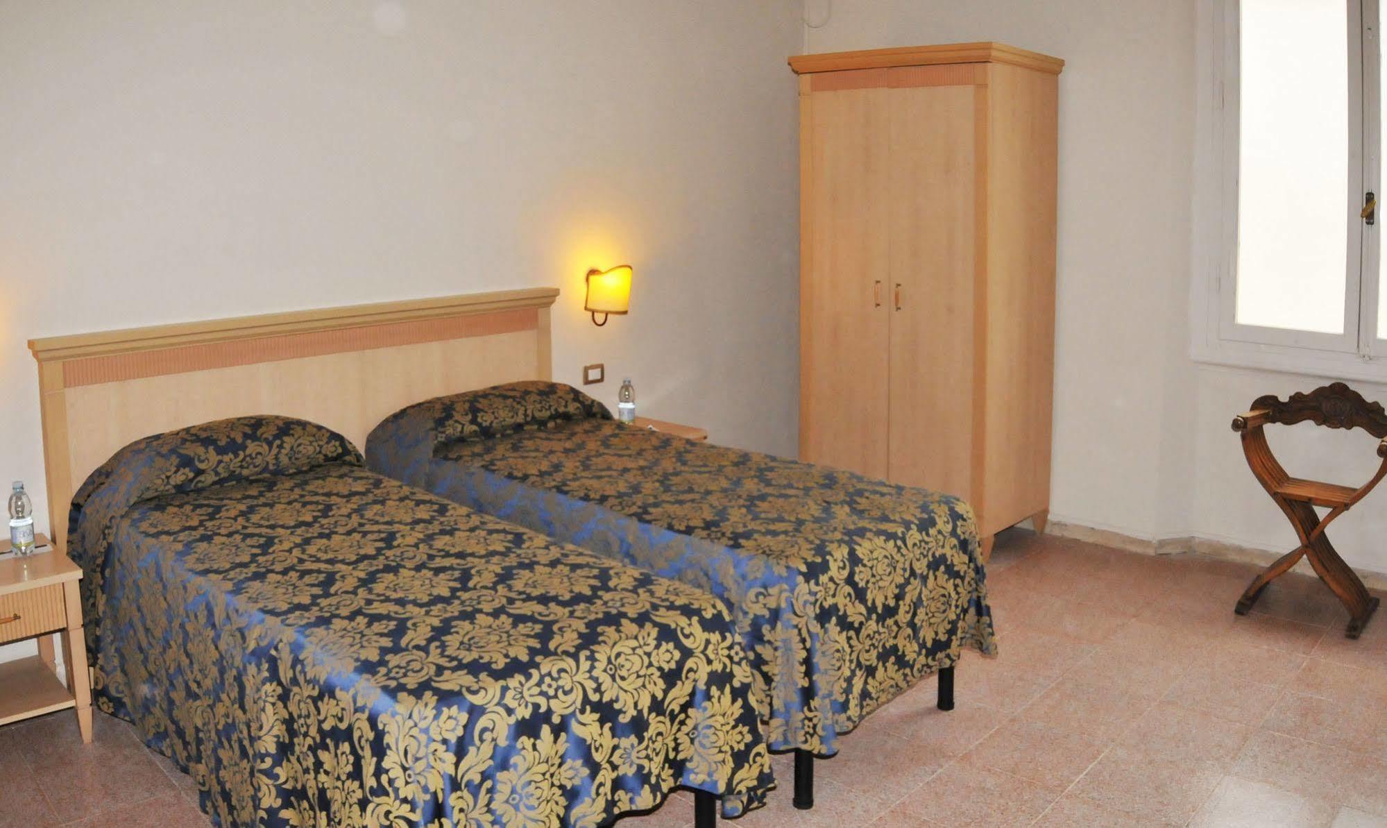 Hhb Hotel Firenze Eksteriør billede